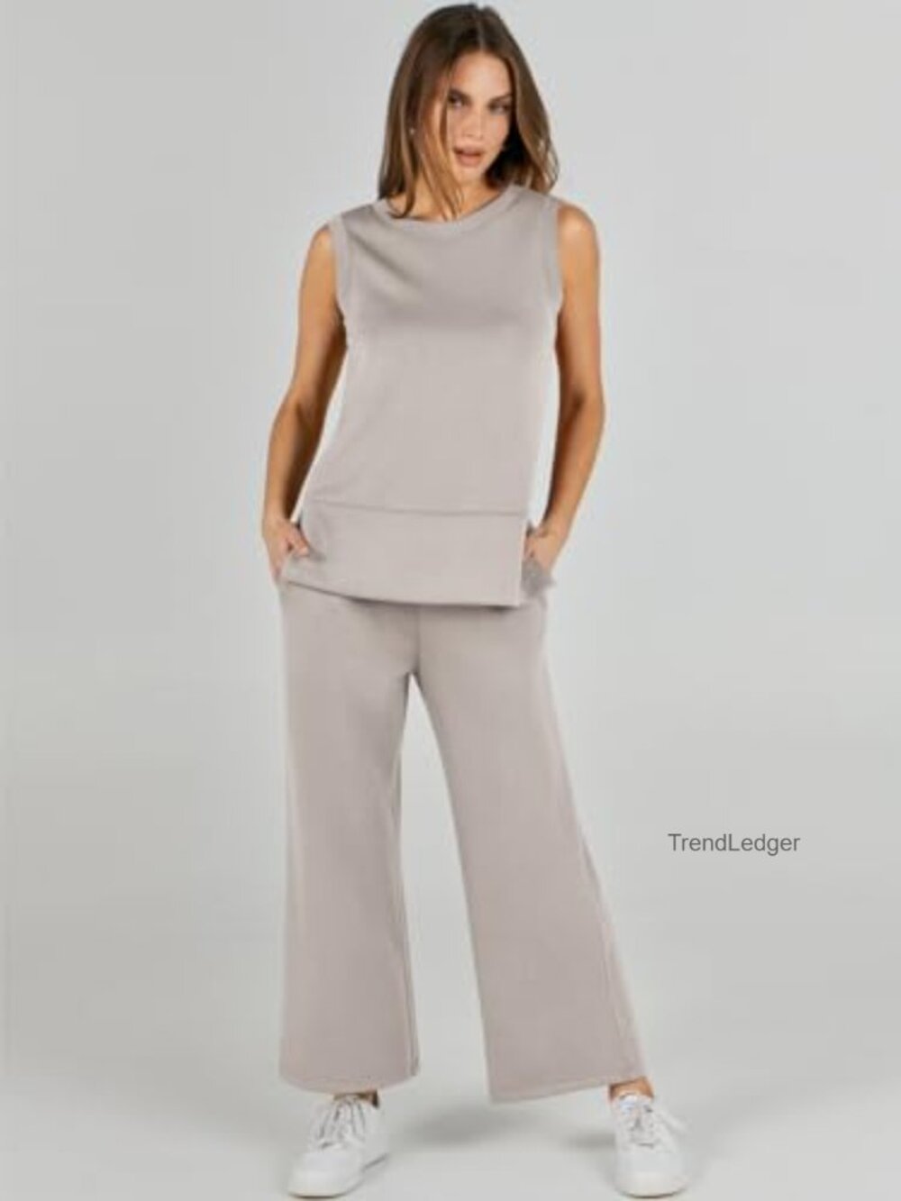 2 Piece Lounge Set - Tank Top & Wide Leg Pants Summer Travel Outfit - Picture 6 of 7
